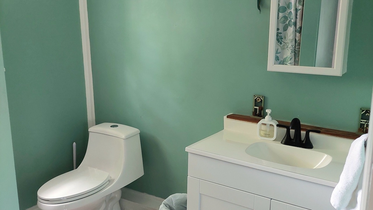 Photo of Bathroom in Glenwood