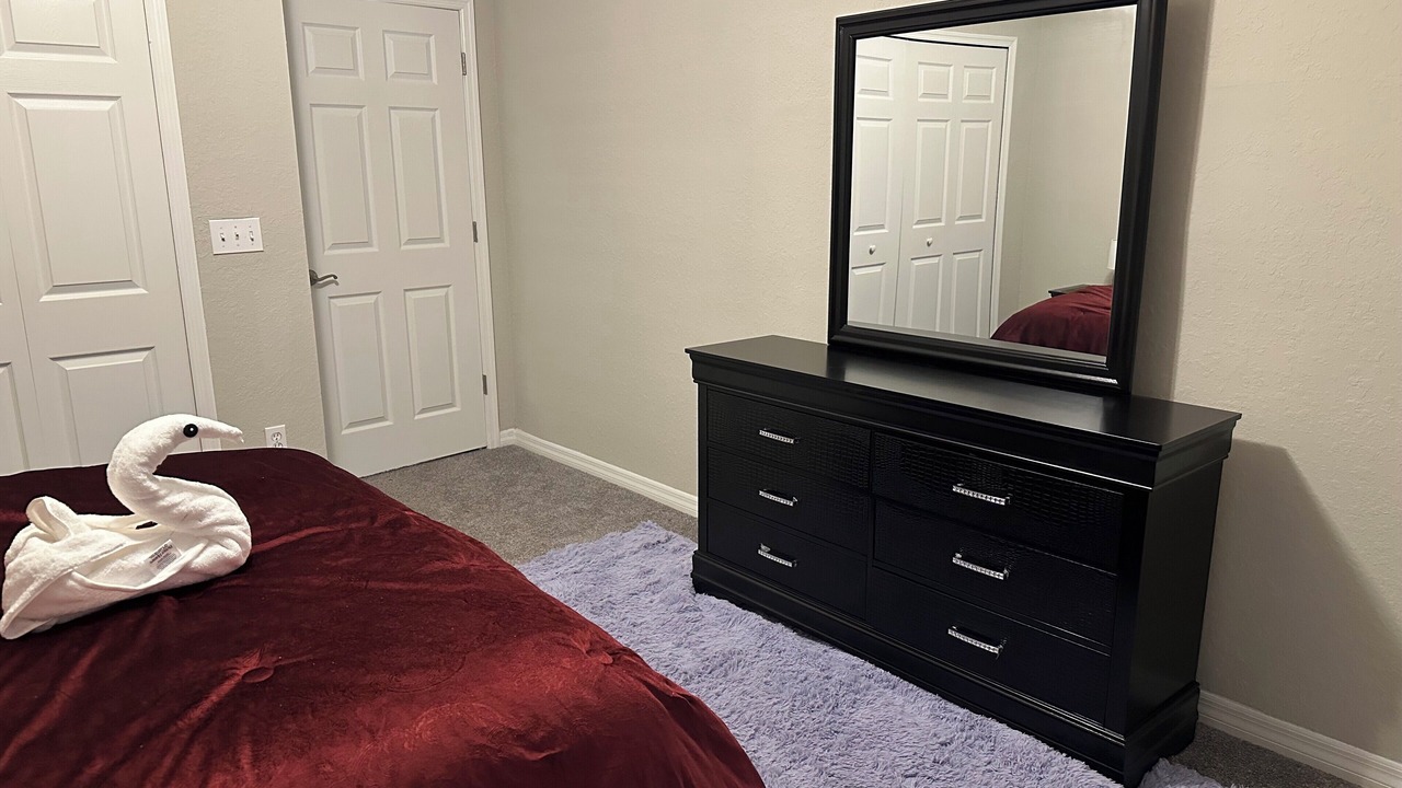 Photo of Bedroom in Bearss Plaza