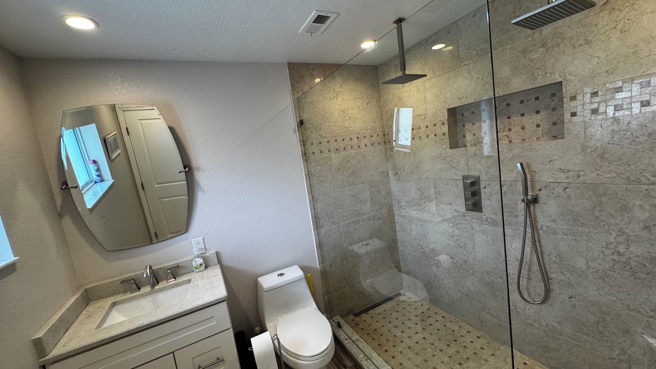 Photo of Bathroom in Astor