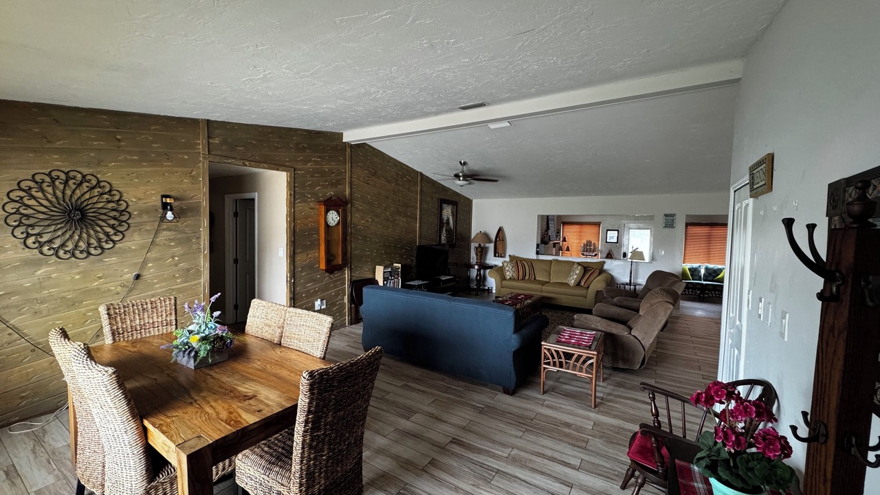 Photo of Livingroom in Astor