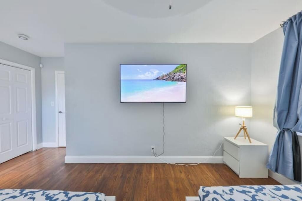 Photo of Bedroom in Sunset