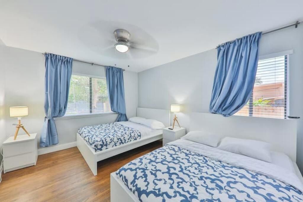 Photo of Bedroom in Sunset