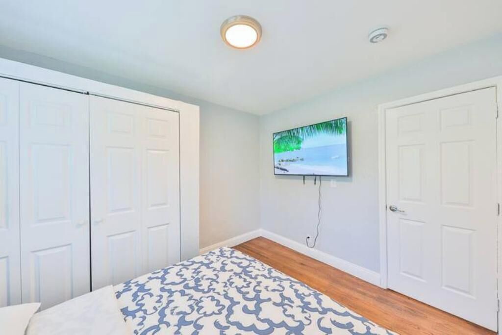 Photo of Bedroom in Sunset