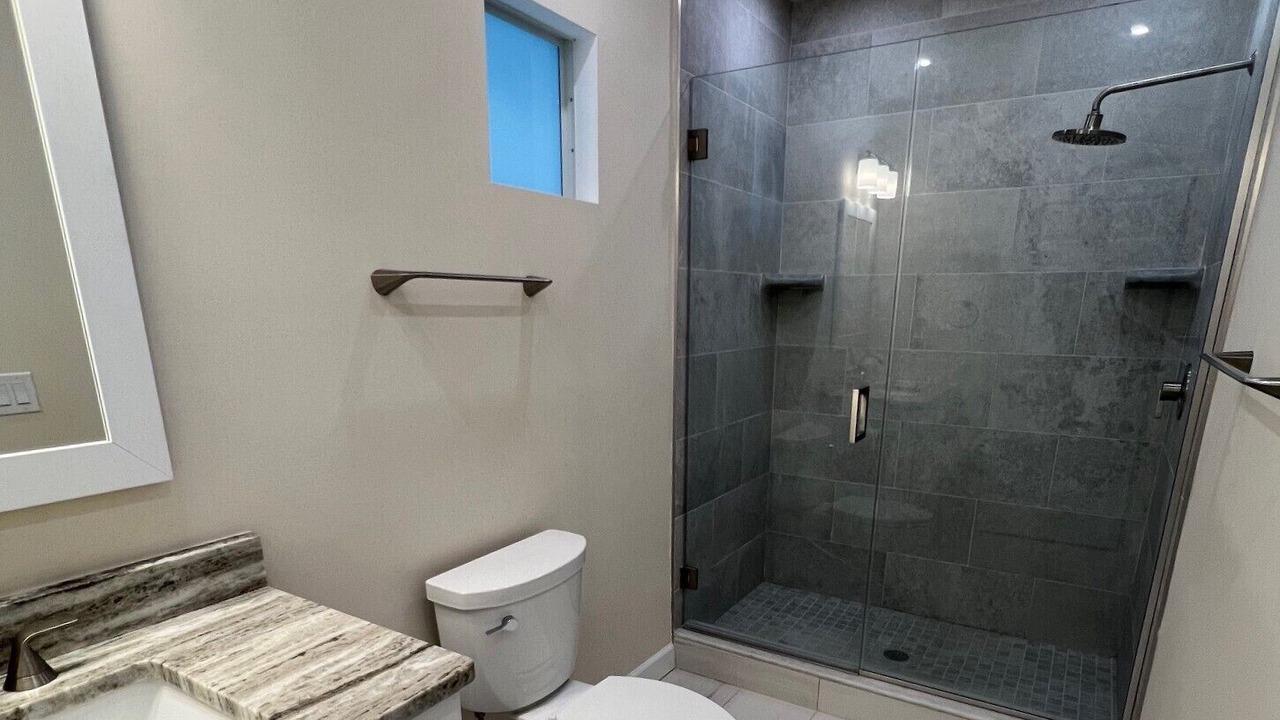 Photo of Bathroom in Mid Island