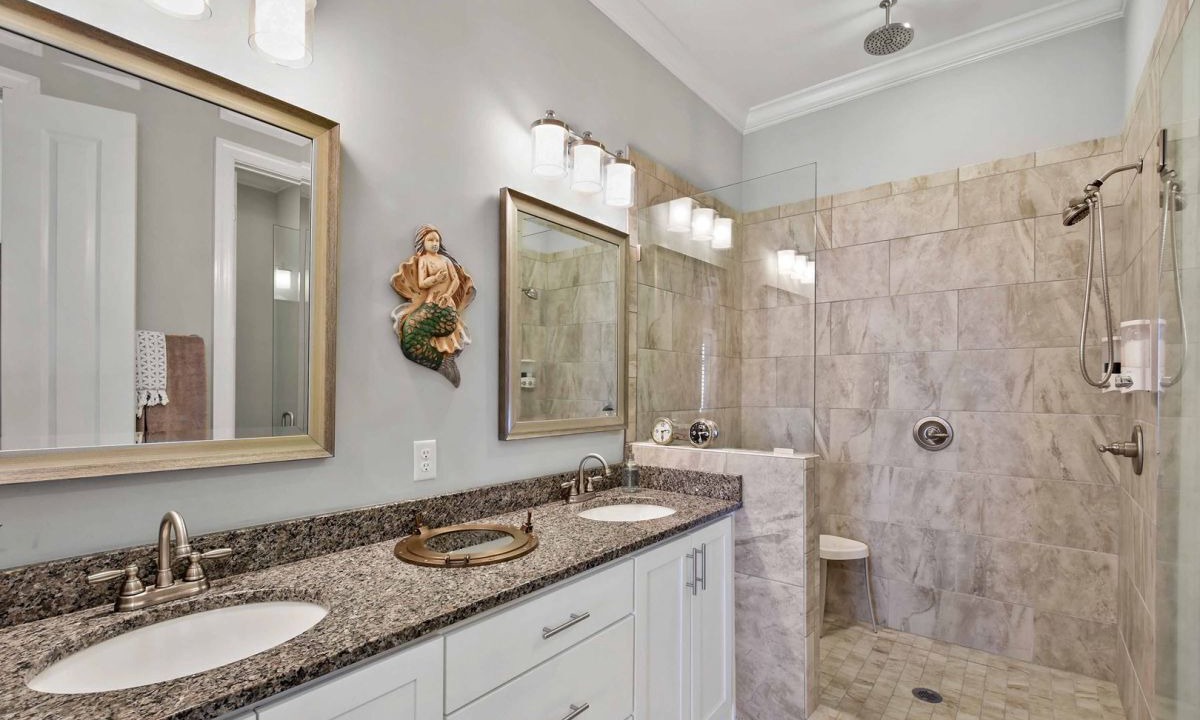 Photo of Bathroom in Jekyll Island