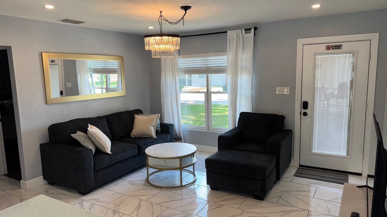 Photo of Livingroom in Old Seminole Heights