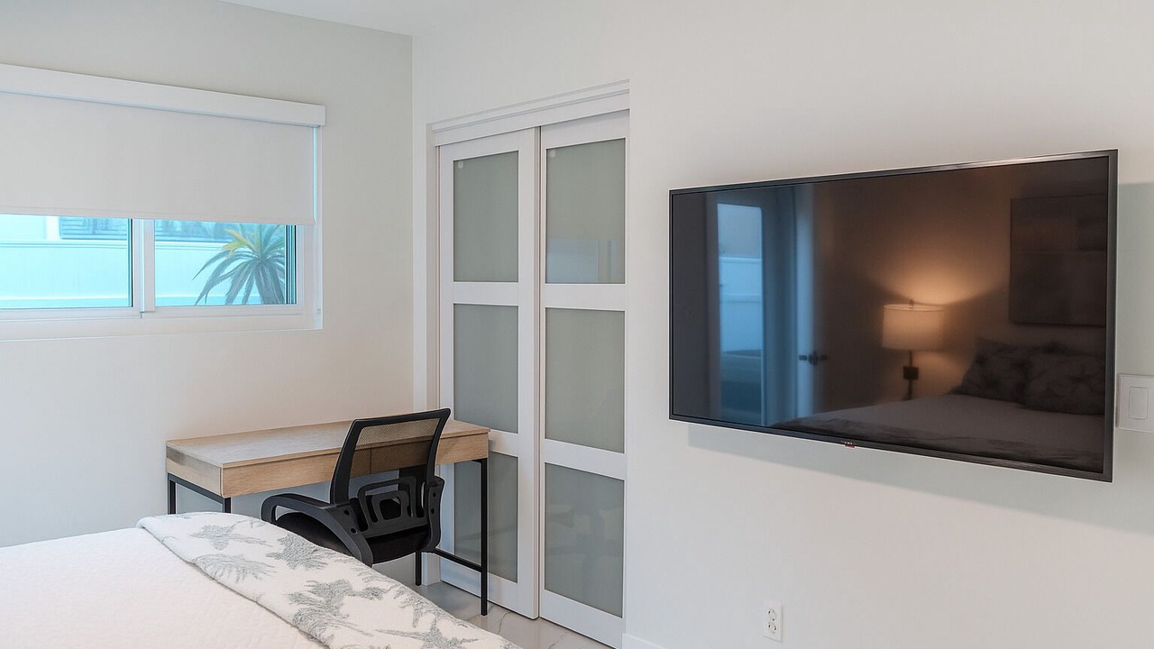 Photo of Bedroom in Melaleuca Gardens