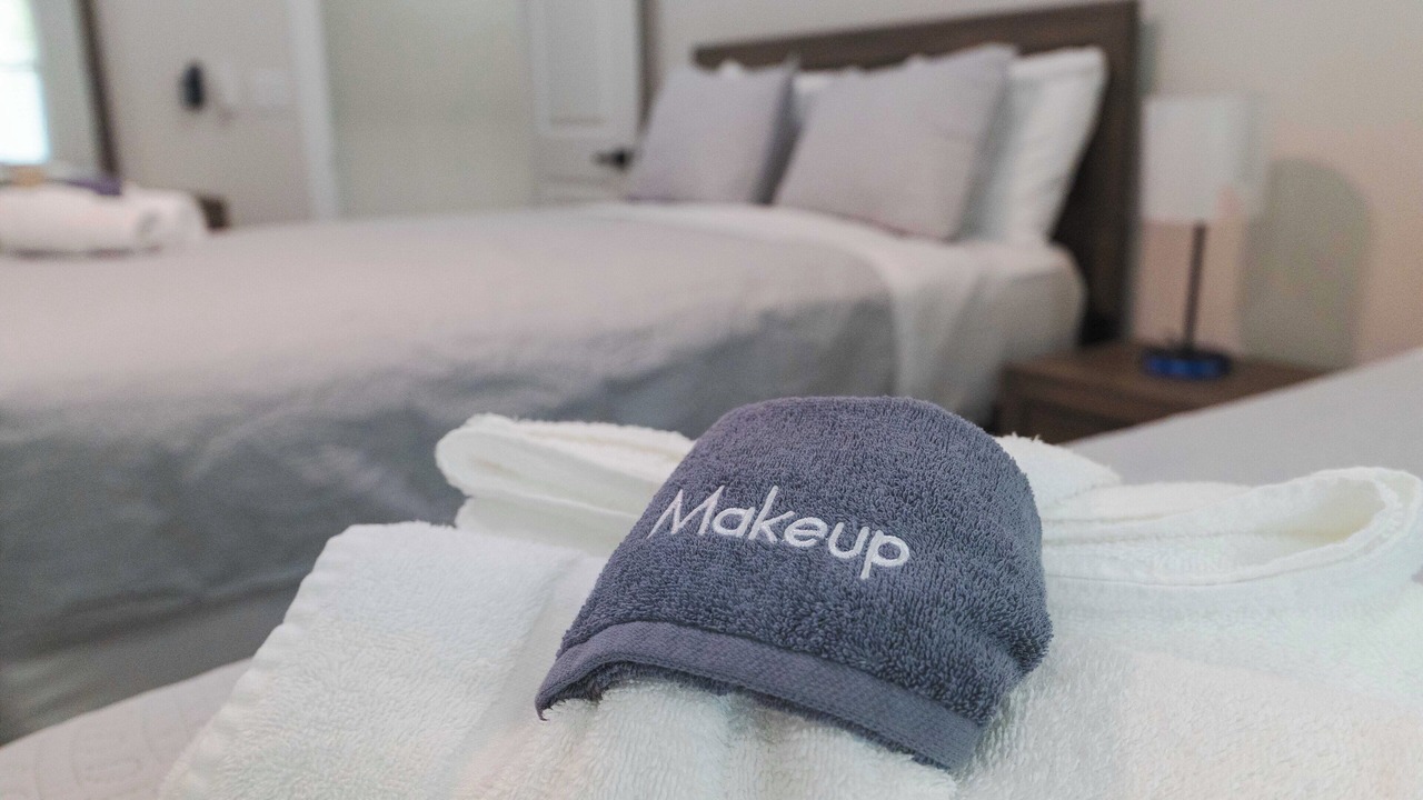Photo of Bedroom in Brooksville