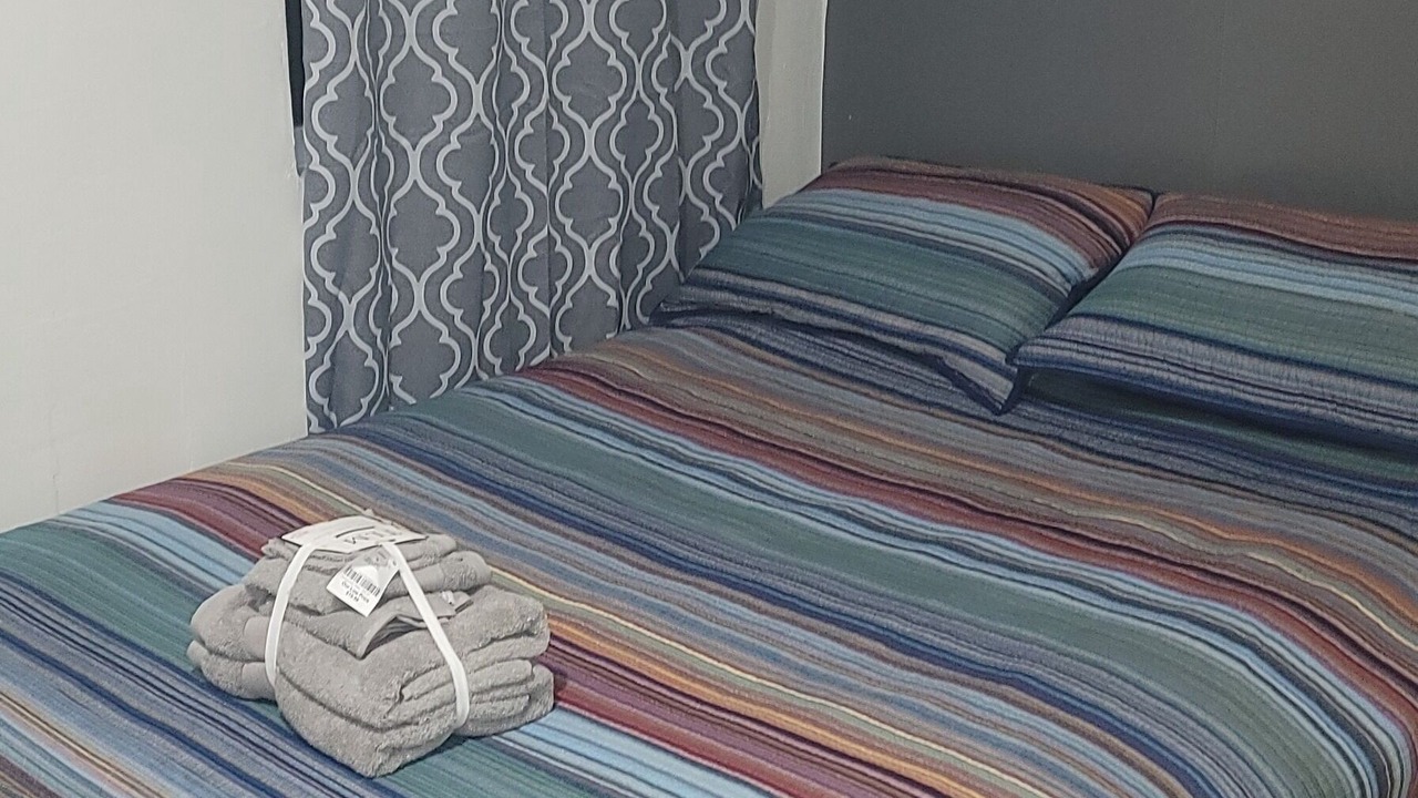 Photo of Bedroom in North Central Hollywood