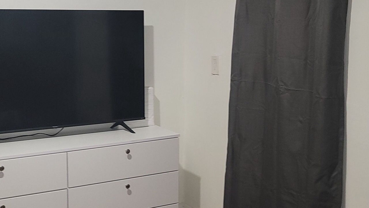 Photo of Bedroom in North Central Hollywood