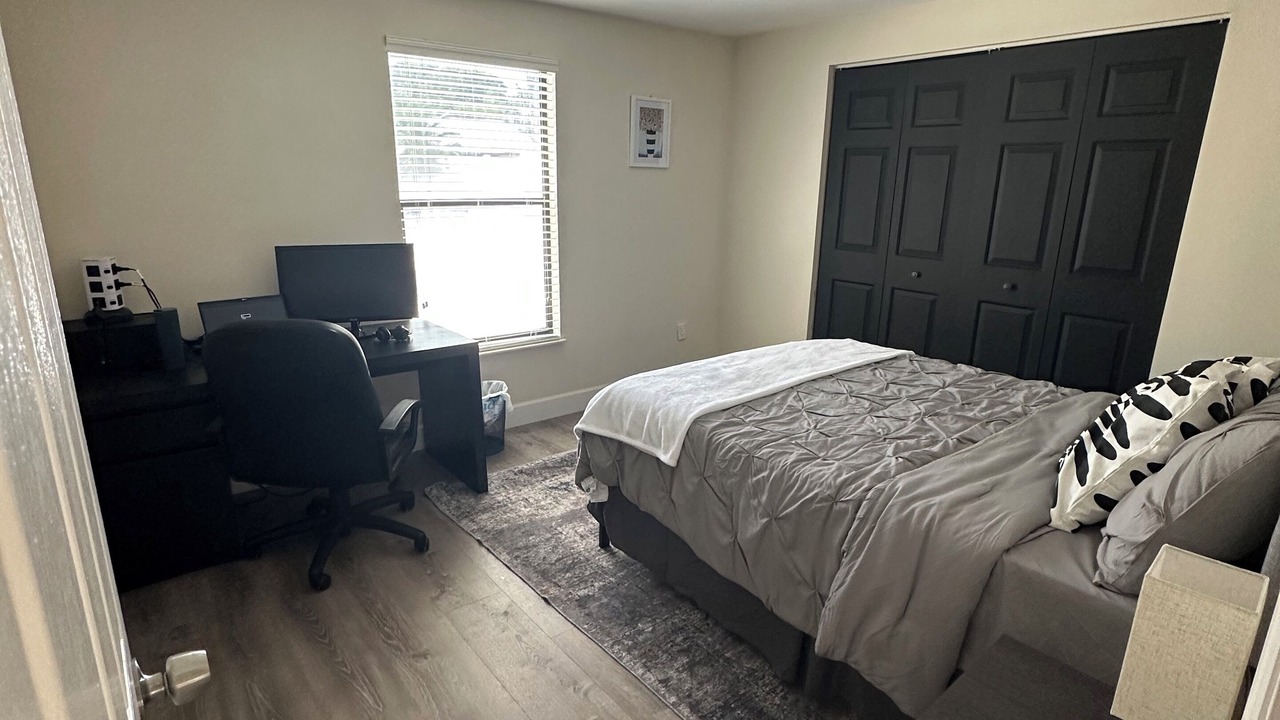Photo of Bedroom in Fairvilla