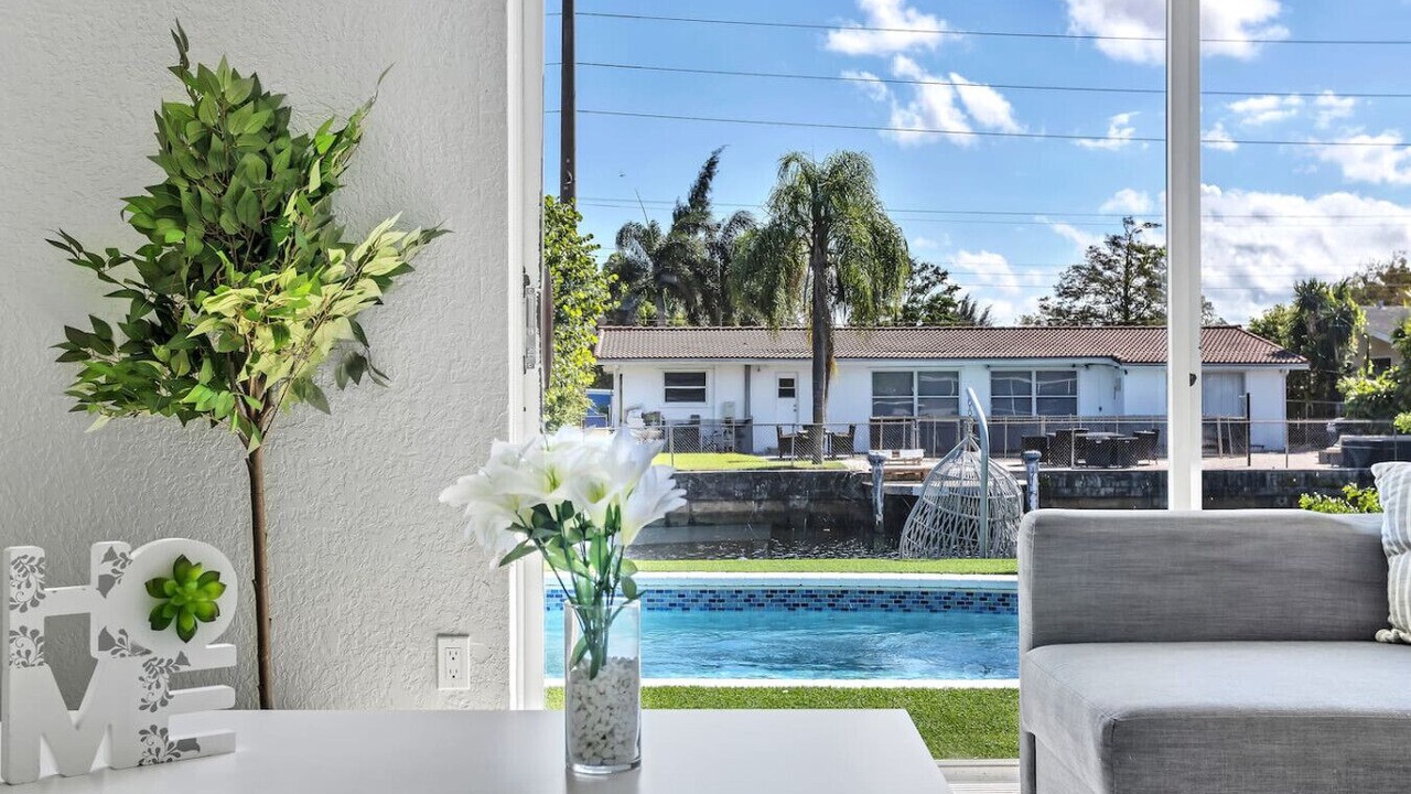 Photo of Outdoor in North Central Hollywood
