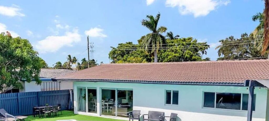 Photo of Outdoor in North Central Hollywood