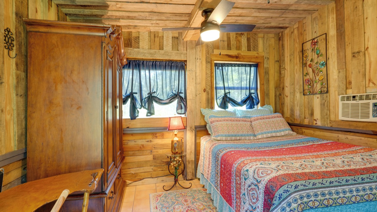 Photo of Bedroom in Lutz