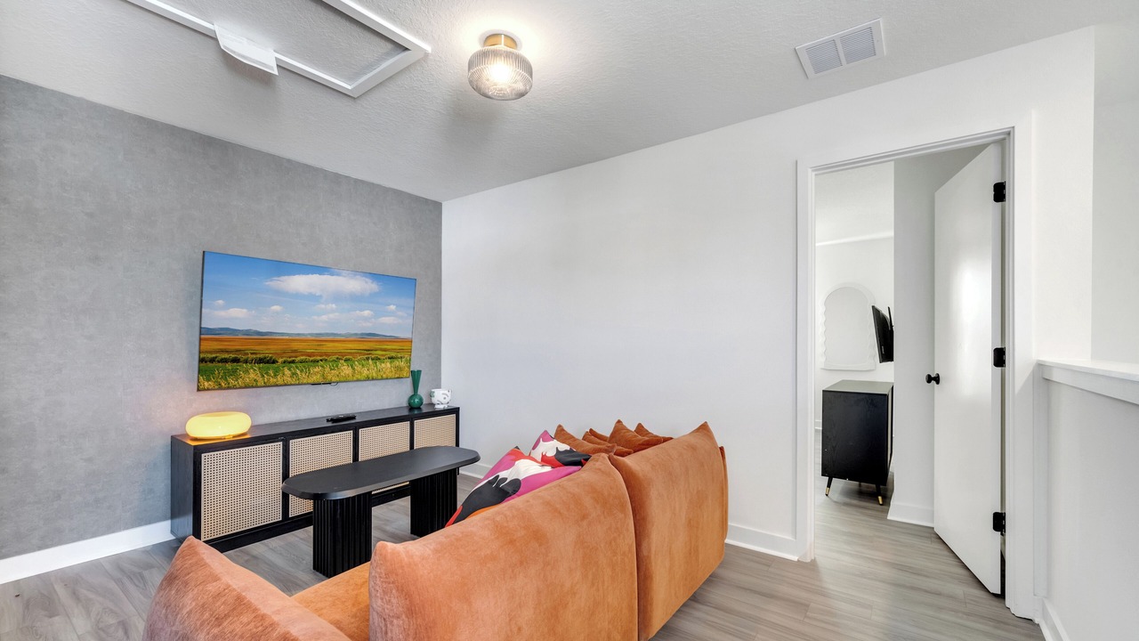 Photo of Livingroom in Lindfields