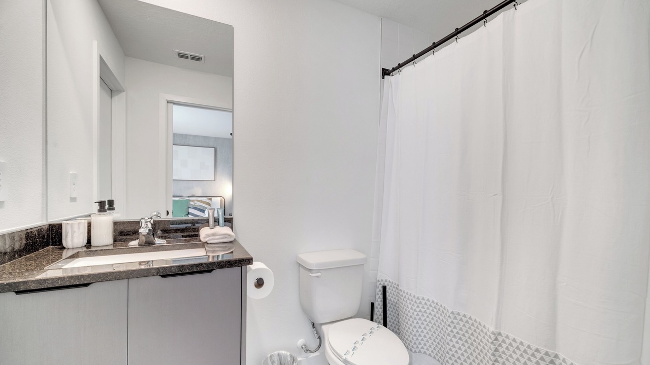 Photo of Bathroom in Lindfields