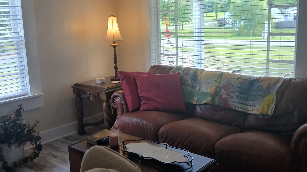 Photo of Livingroom in Holly Pond