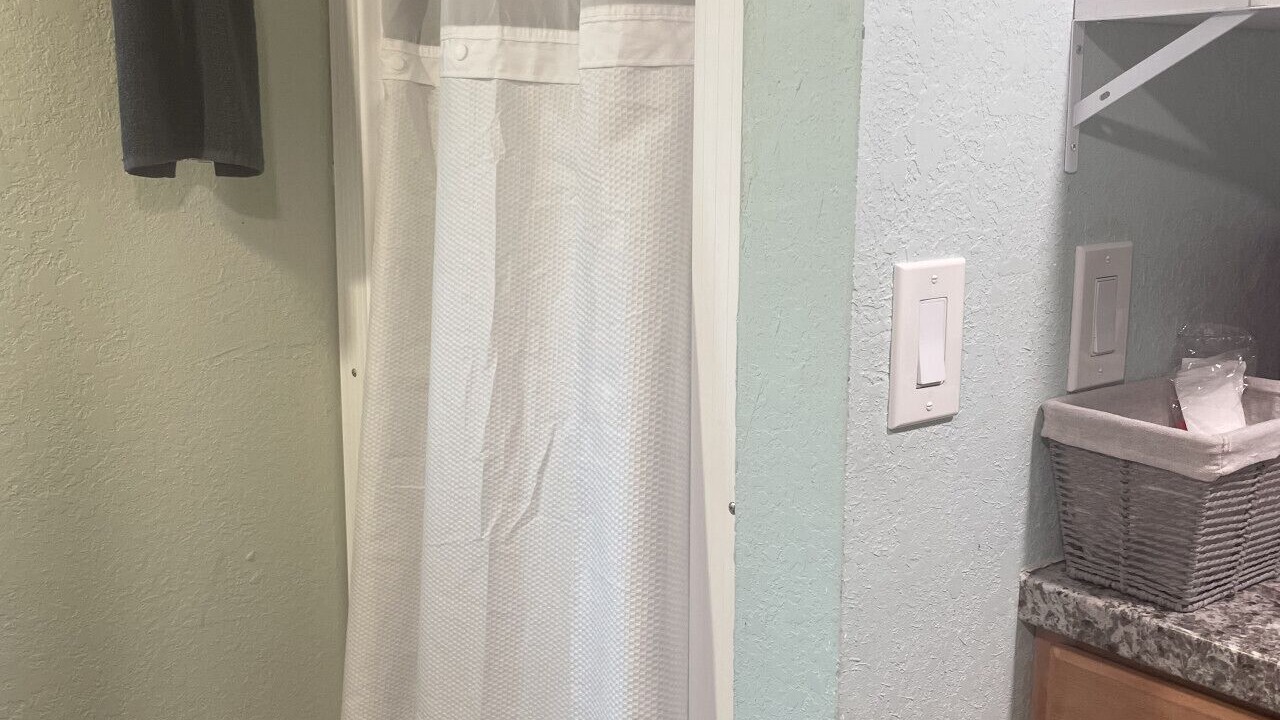 Photo of Bathroom in Umatilla