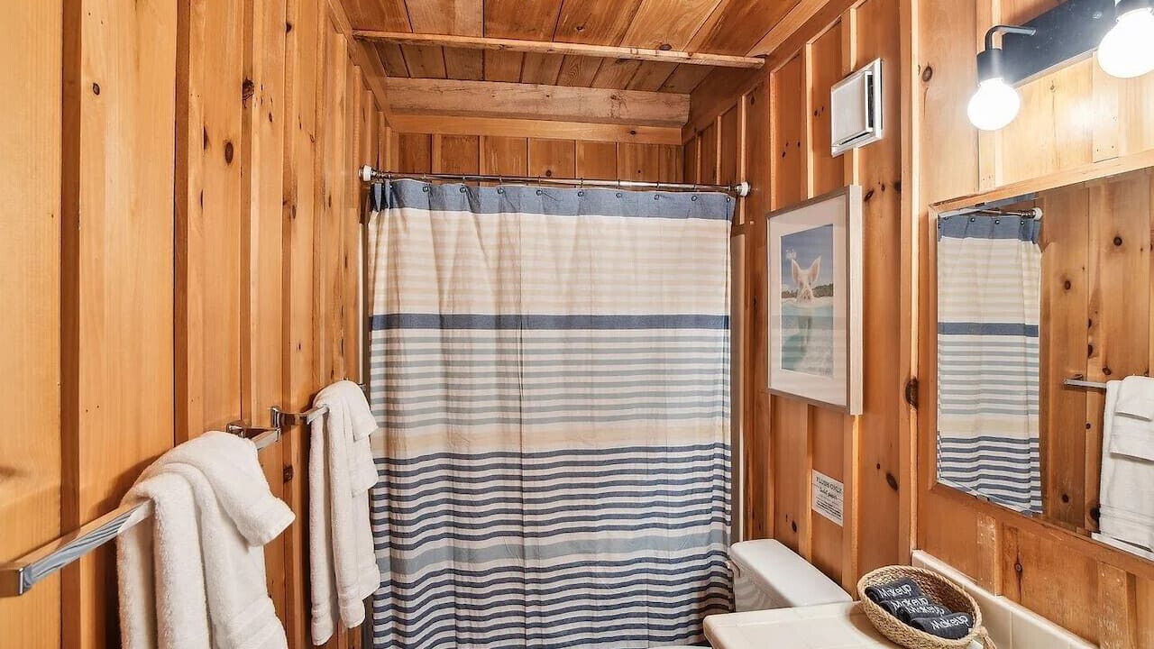 Photo of Bathroom in Six Mile