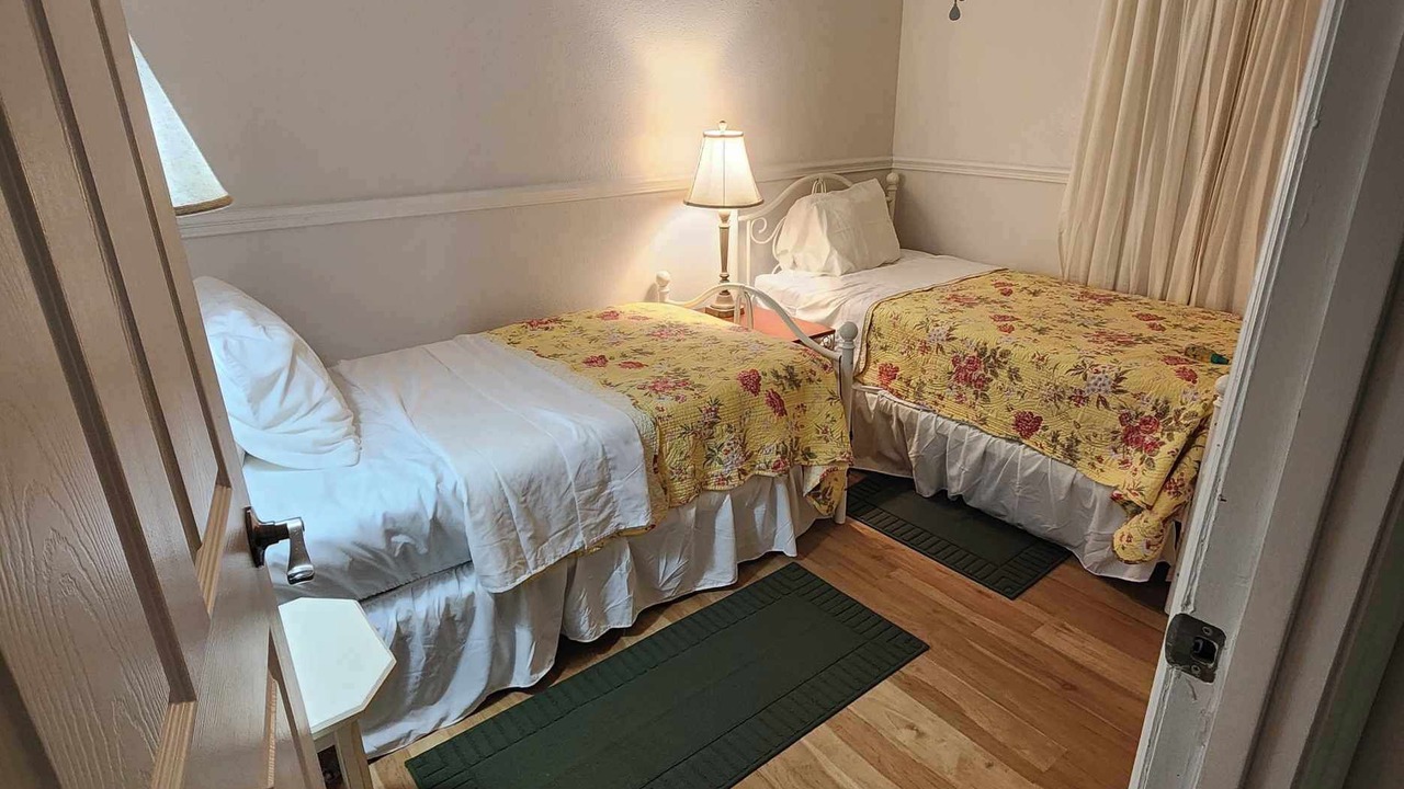 Photo of Bedroom in Leesburg