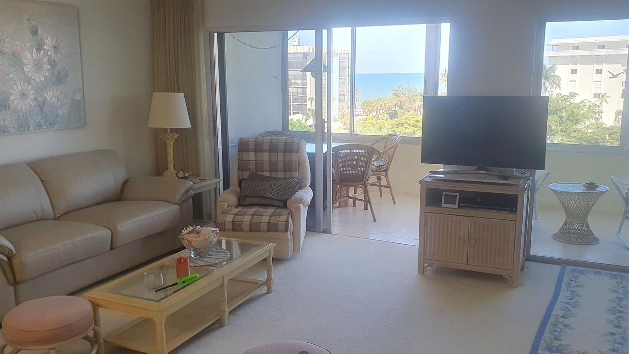 Photo of Livingroom in Moorings