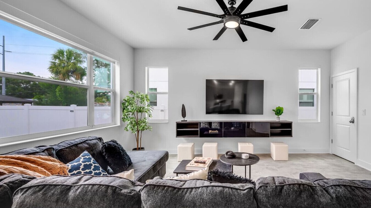 Photo of Livingroom in Tampa