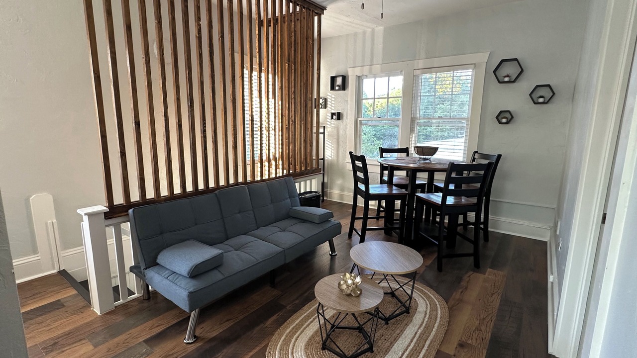 Photo of Livingroom in DeLand