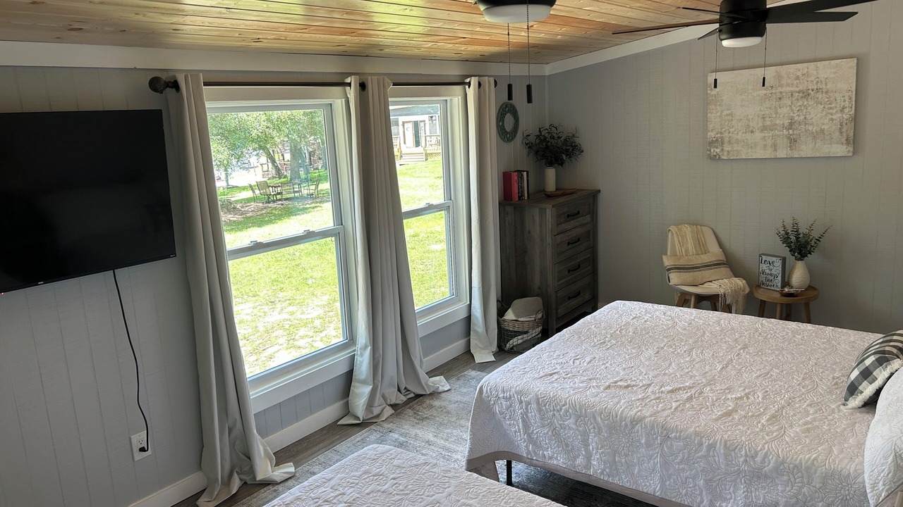 Photo of Bedroom in Thomas Drive