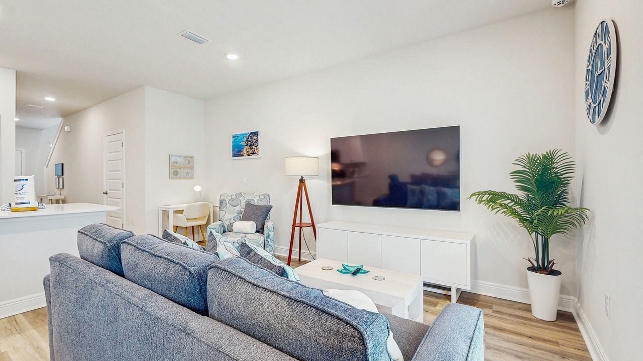 Photo of Livingroom in Gulf Breeze
