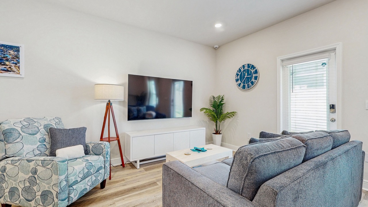 Photo of Livingroom in Gulf Breeze