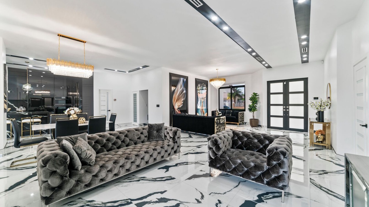 Photo of Bedroom in Tamiami