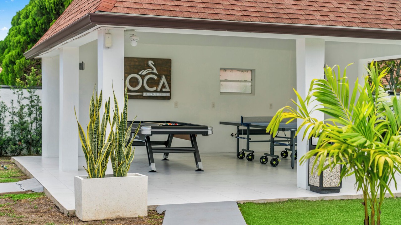 Photo of Outdoor in Tamiami