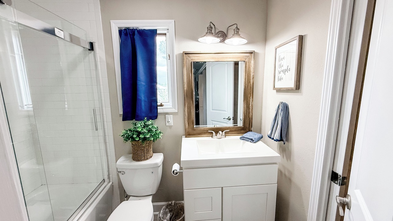 Photo of Bathroom in Crawfordville