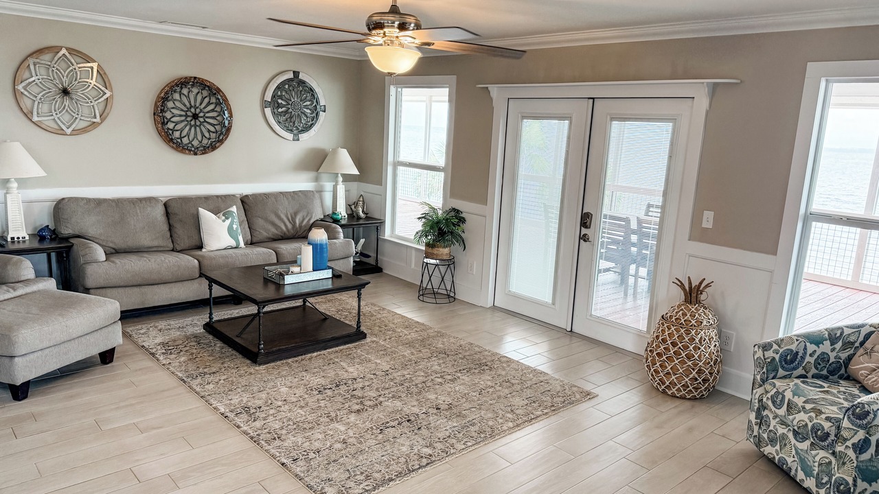 Photo of Livingroom in Crawfordville