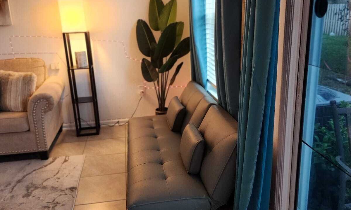 Photo of Livingroom in Northside