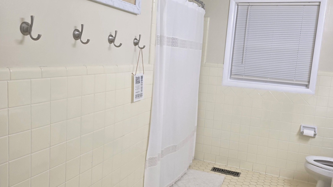 Photo of Bathroom in Pansey