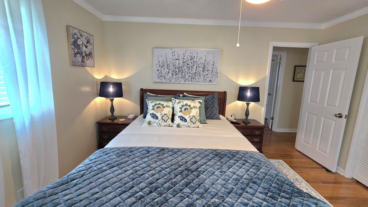 Photo of Bedroom in Pansey