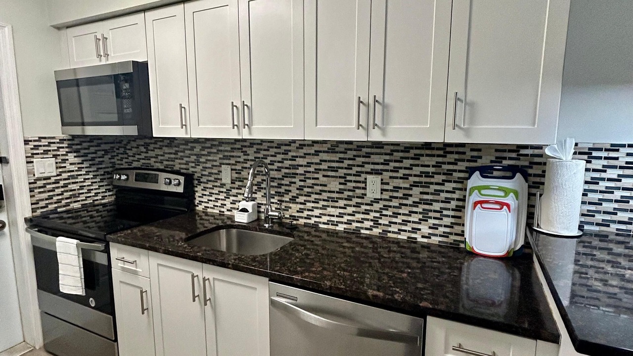 Photo of Kitchen in Lauderdale-by-the-Sea