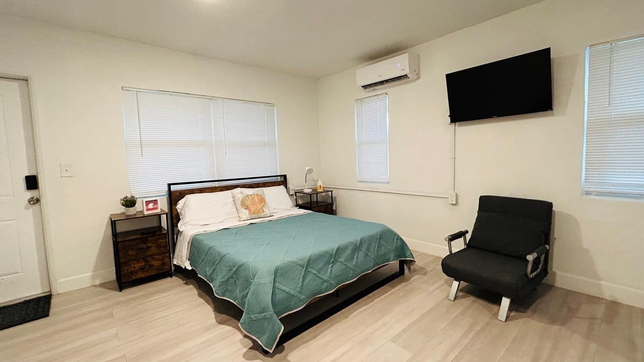 Photo of Bedroom in Tropic