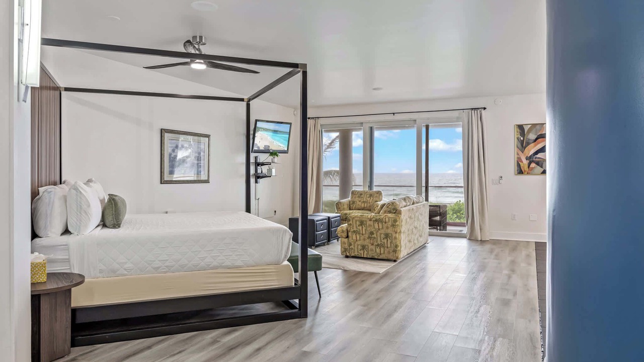 Photo of Bedroom in Cocoa Beach