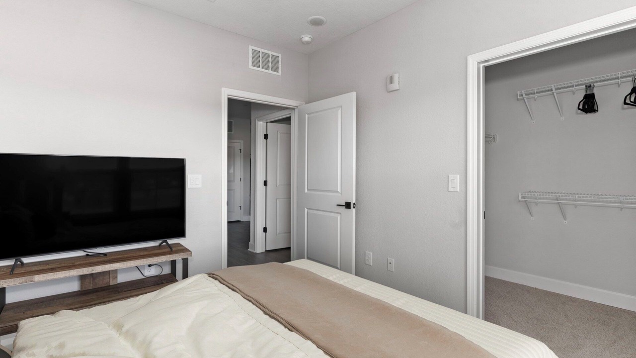 Photo of Bedroom in Newberry