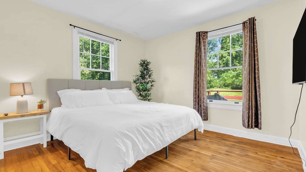 Photo of Bedroom in Spartanburg
