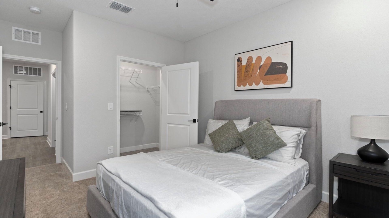 Photo of Bedroom in Newberry