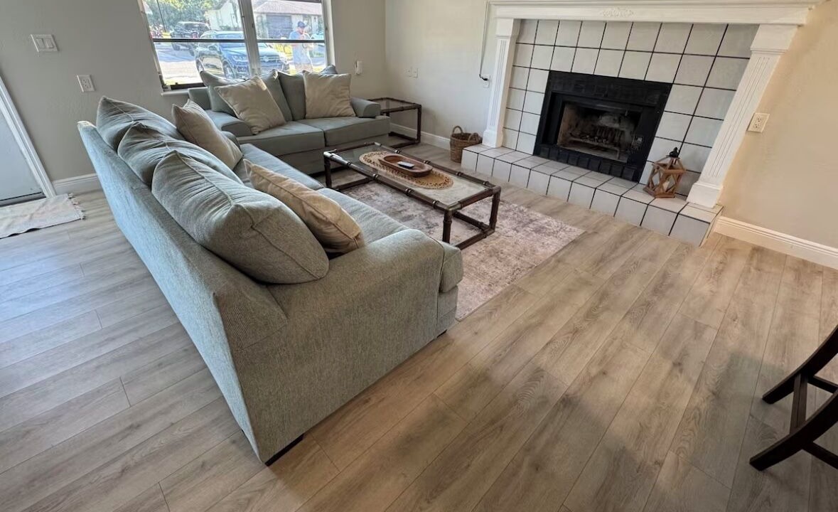 Photo of Livingroom in Gulf Cove