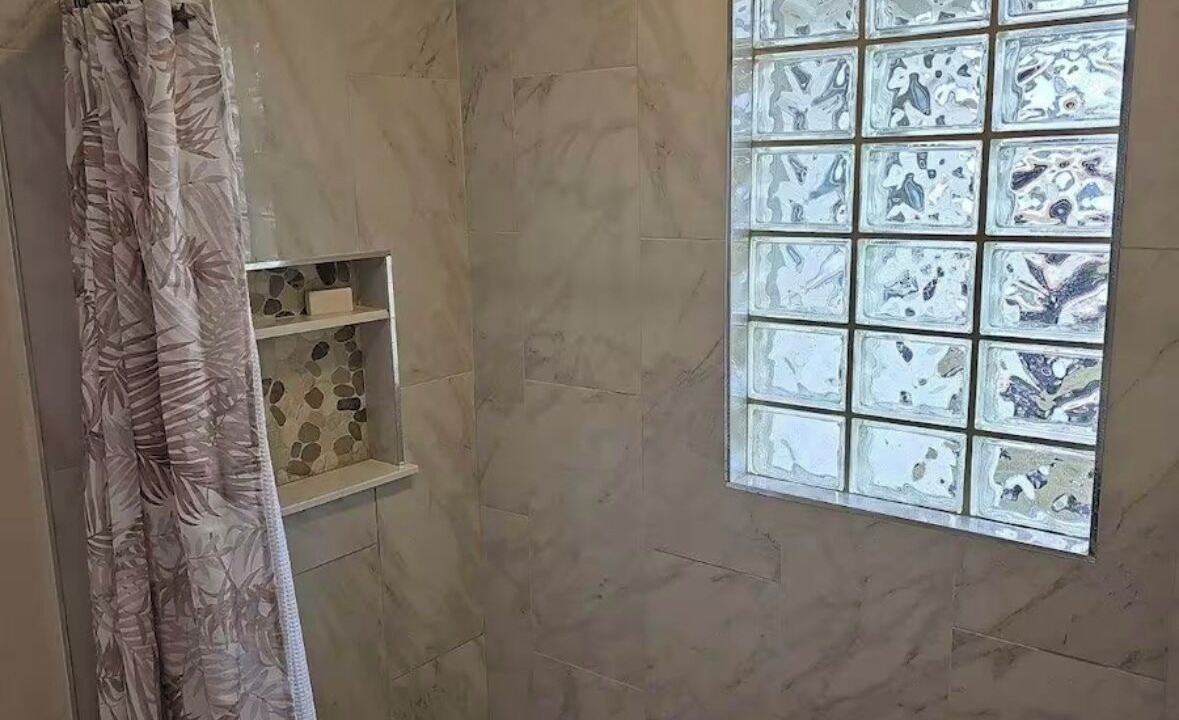 Photo of Bathroom in Gulf Cove