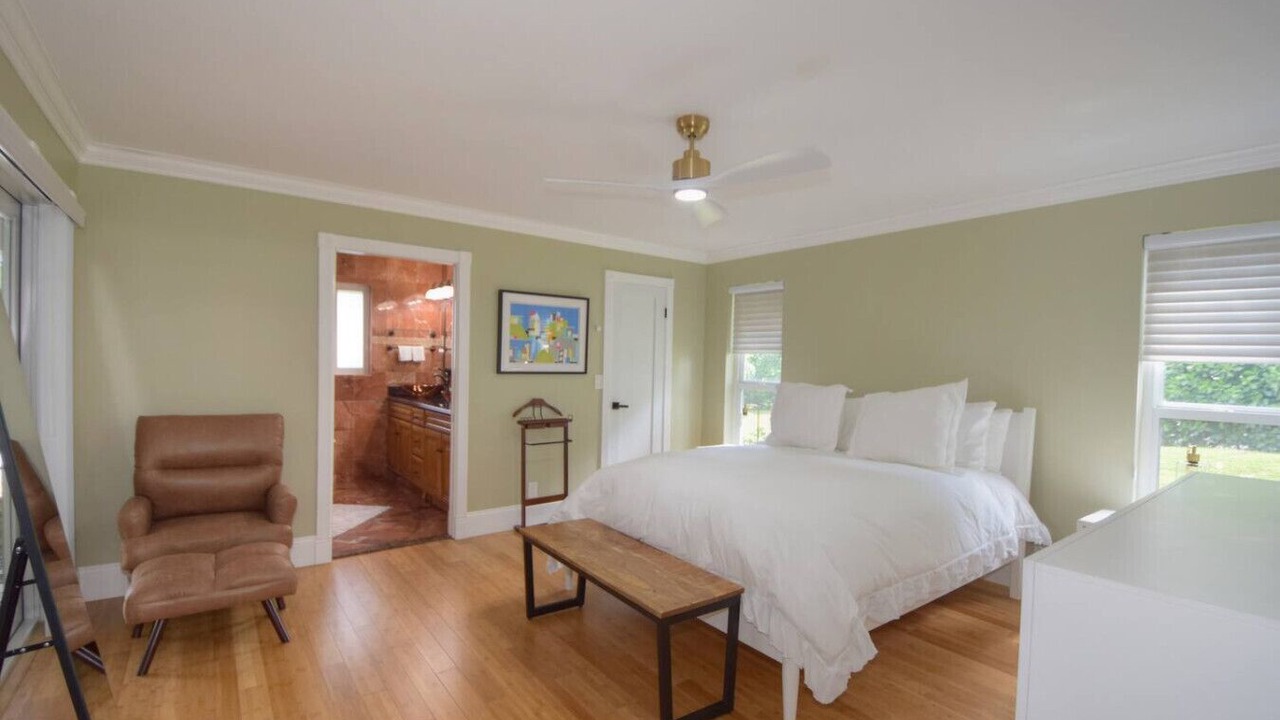 Photo of Bedroom in University Drive