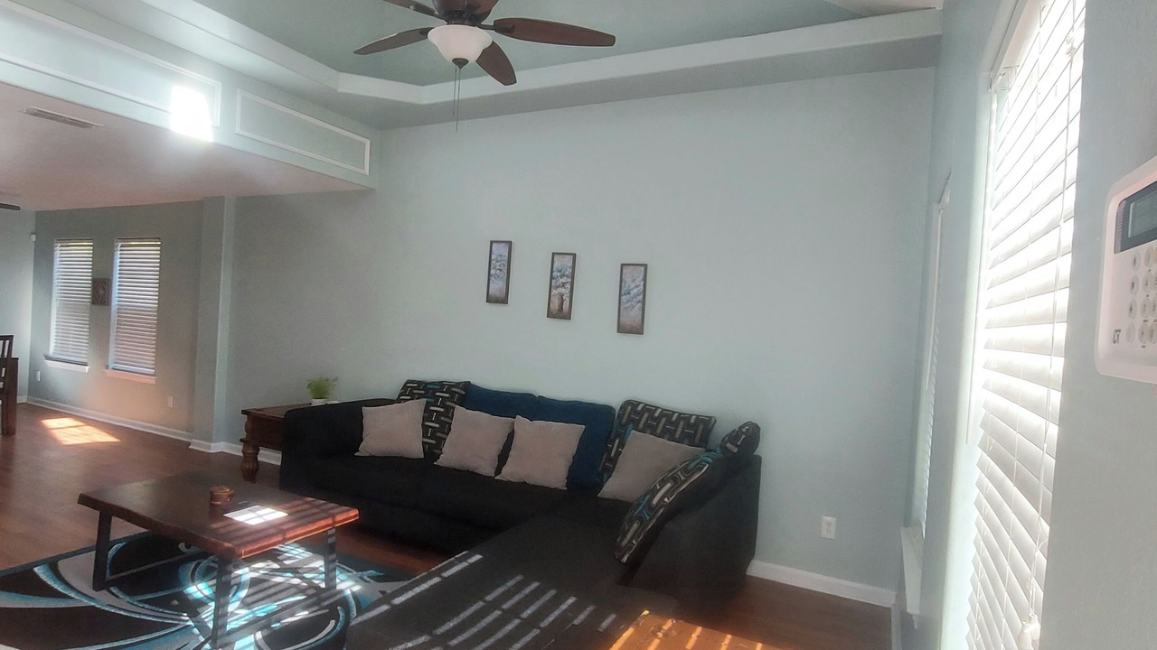 Photo of Livingroom in Tallahassee