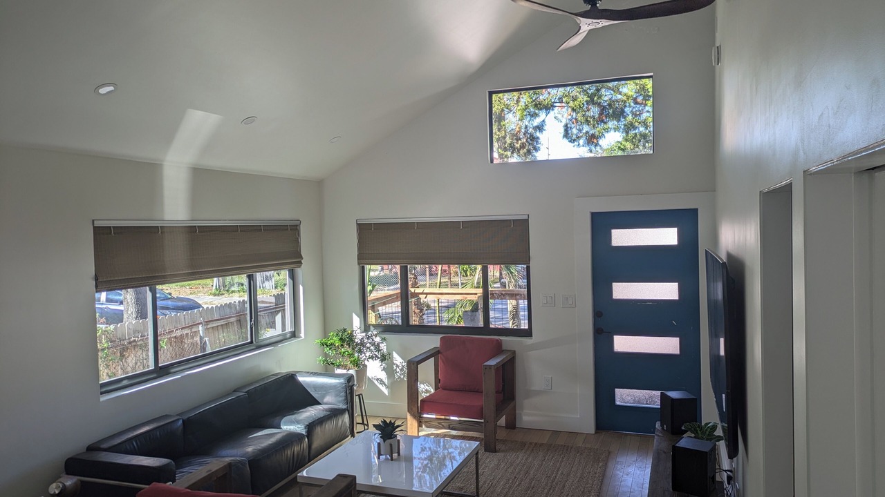 Photo of Livingroom in Crescent Lake