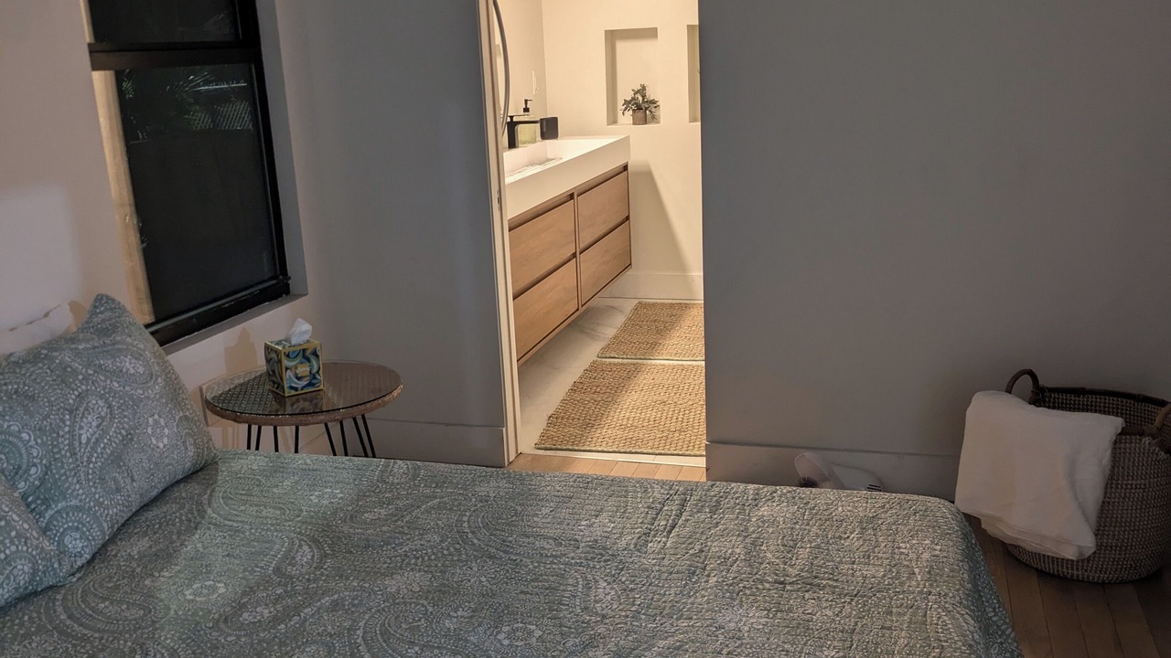 Photo of Bedroom in Crescent Lake