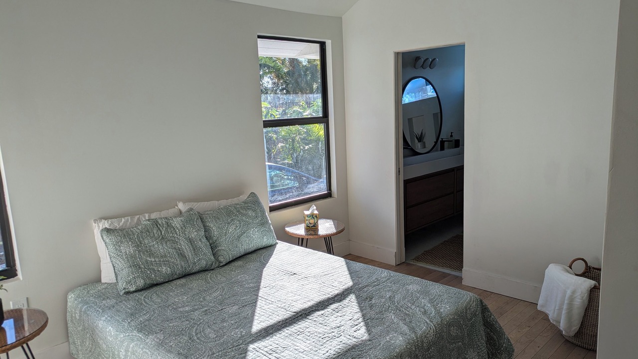 Photo of Bedroom in Crescent Lake